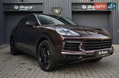 Позашляховик / Кросовер Porsche Cayenne 2018 в 