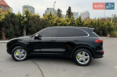 Позашляховик / Кросовер Porsche Cayenne 2015 в Одесі