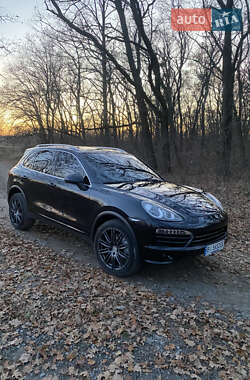 Внедорожник / Кроссовер Porsche Cayenne 2010 в Лубнах