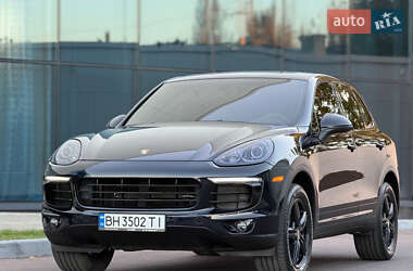 Внедорожник / Кроссовер Porsche Cayenne 2015 в Одессе