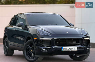 Внедорожник / Кроссовер Porsche Cayenne 2015 в Одессе