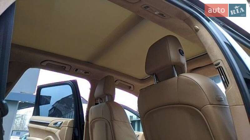 Внедорожник / Кроссовер Porsche Cayenne 2013 в Львове