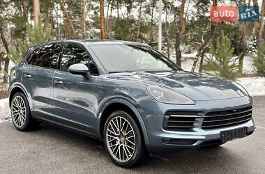 Внедорожник / Кроссовер Porsche Cayenne 2018 в Киеве