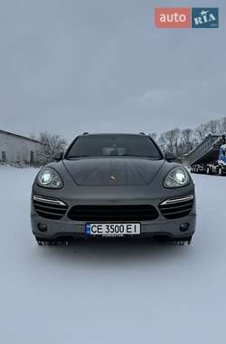 Позашляховик / Кросовер Porsche Cayenne 2013 в 