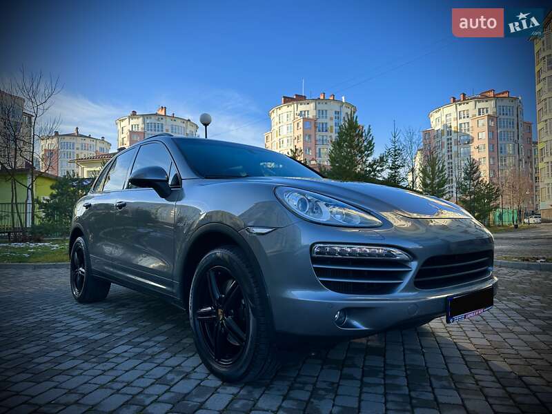 Внедорожник / Кроссовер Porsche Cayenne 2014 в Ивано-Франковске