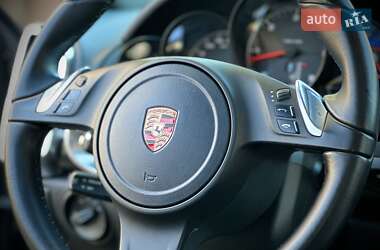Позашляховик / Кросовер Porsche Cayenne 2014 в 