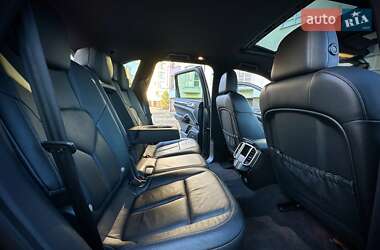 Позашляховик / Кросовер Porsche Cayenne 2014 в 