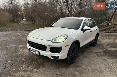 Внедорожник / Кроссовер Porsche Cayenne 2015 в Ровно