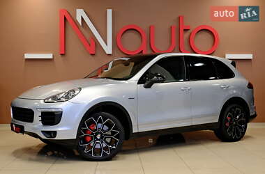 Позашляховик / Кросовер Porsche Cayenne 2016 в Одесі