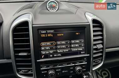 Внедорожник / Кроссовер Porsche Cayenne 2014 в 