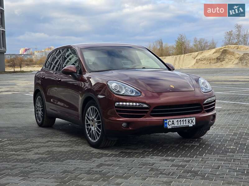 Позашляховик / Кросовер Porsche Cayenne 2011 в Черкасах фото 4 Позашляховик / Кросовер Porsche Cayenne 2011 в Черкасах