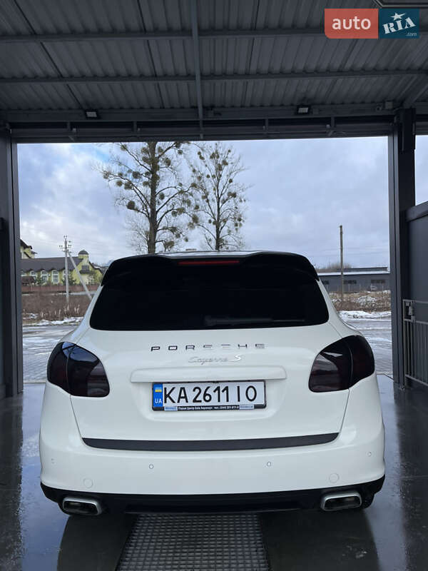 Внедорожник / Кроссовер Porsche Cayenne 2010 в Львове