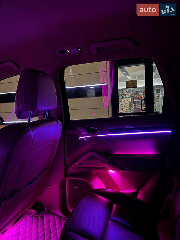 Внедорожник / Кроссовер Porsche Cayenne 2010 в Львове