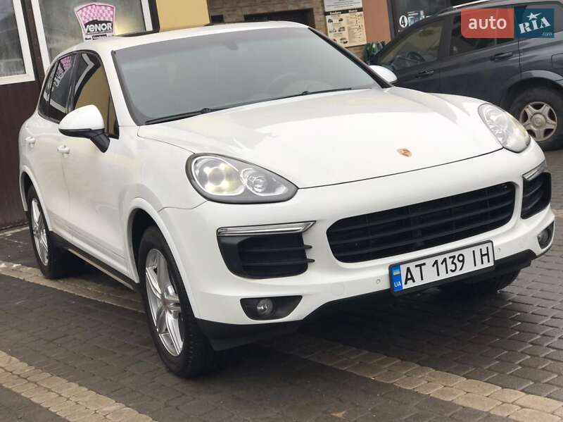 Внедорожник / Кроссовер Porsche Cayenne 2017 в Коломые