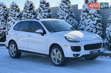 Внедорожник / Кроссовер Porsche Cayenne 2016 в Львове