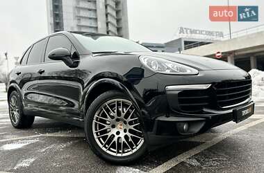 Позашляховик / Кросовер Porsche Cayenne 2016 в Києві