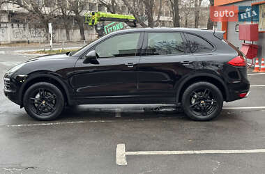 Внедорожник / Кроссовер Porsche Cayenne 2013 в Киеве