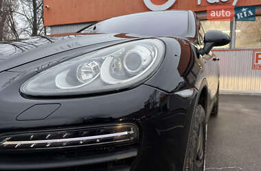 Внедорожник / Кроссовер Porsche Cayenne 2013 в Киеве