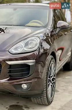 Porsche Cayenne 2015