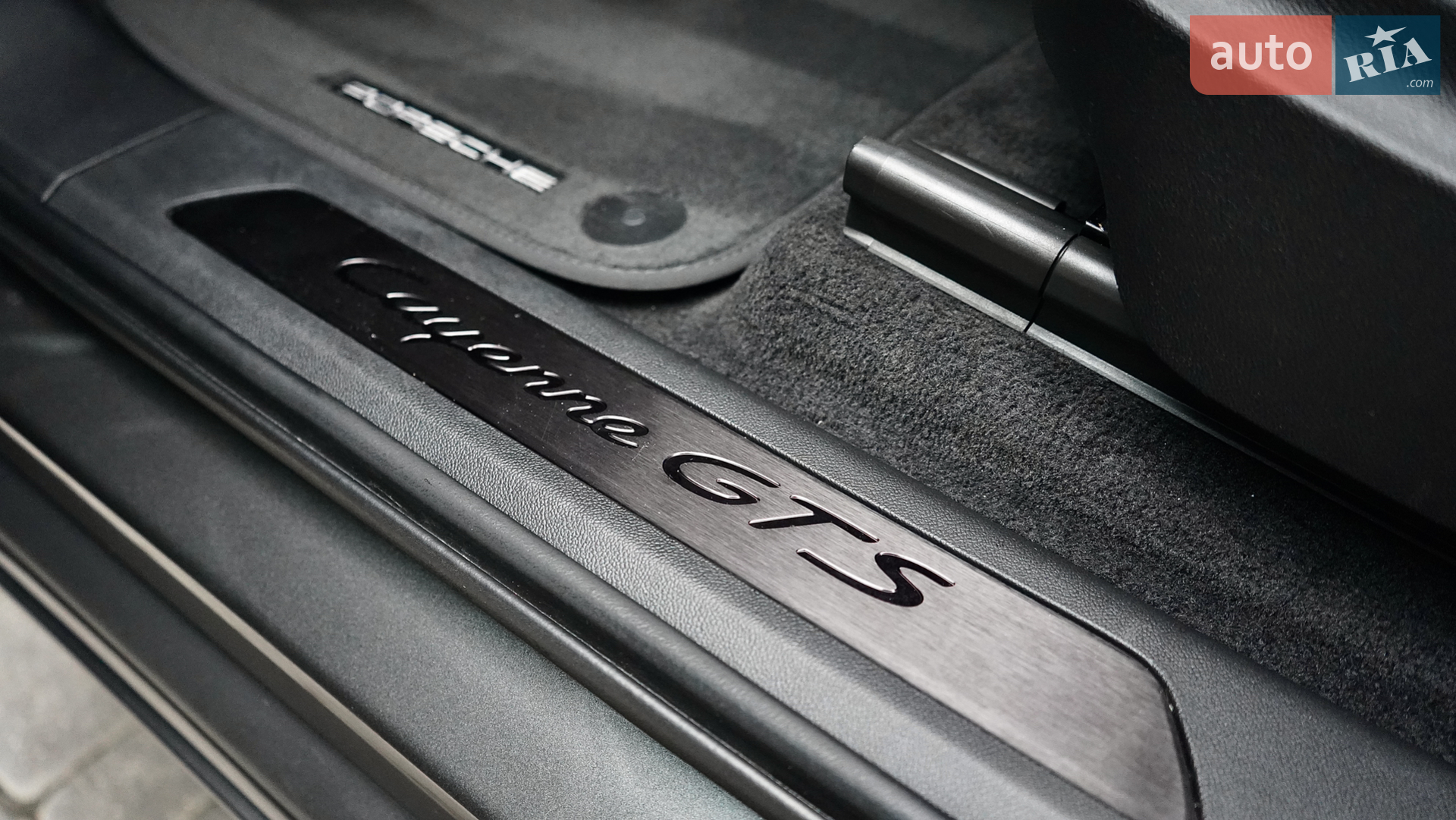 2022 Porsche Cayenne - мініатюра 29