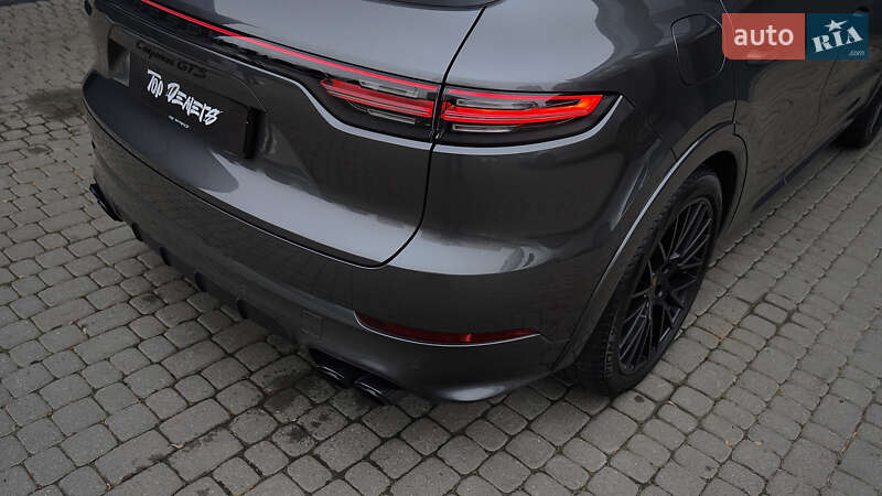 Внедорожник / Кроссовер Porsche Cayenne 2022 в Львове