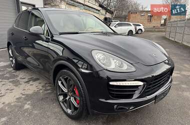 Внедорожник / Кроссовер Porsche Cayenne 2011 в Тернополе