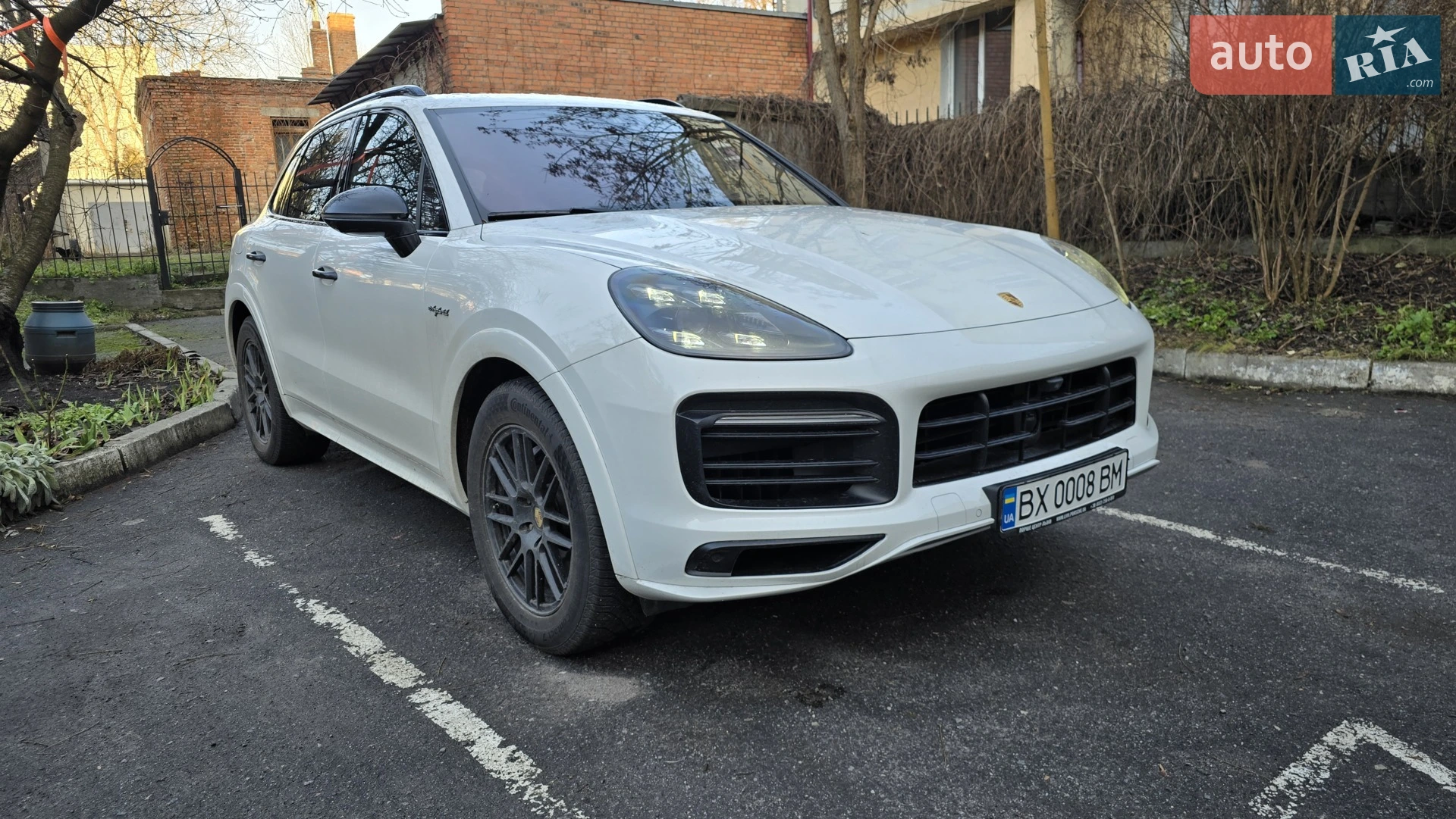 2019 Porsche Cayenne - мініатюра 2