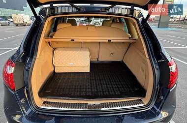 Внедорожник / Кроссовер Porsche Cayenne 2012 в 