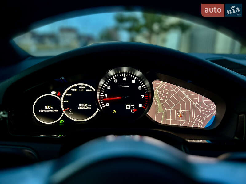 Позашляховик / Кросовер Porsche Cayenne 2018 в Одесі