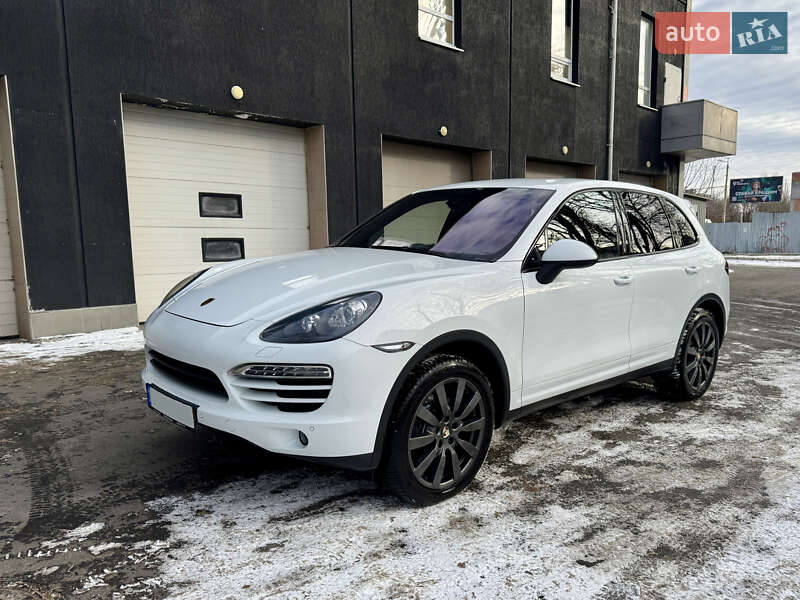 Позашляховик / Кросовер Porsche Cayenne 2012 в Дніпрі