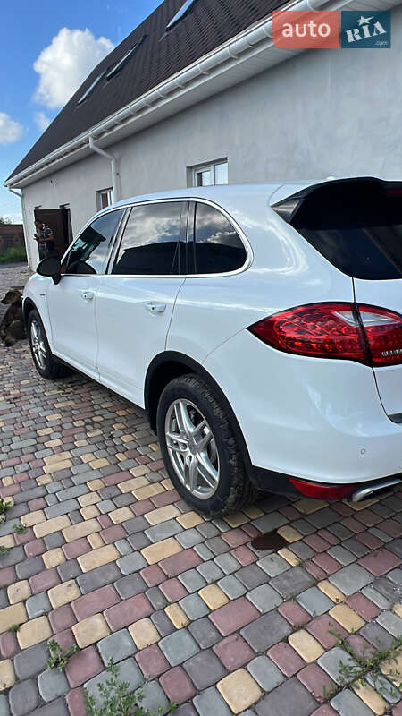 Внедорожник / Кроссовер Porsche Cayenne 2014 в Василькове