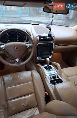 Внедорожник / Кроссовер Porsche Cayenne 2007 в 