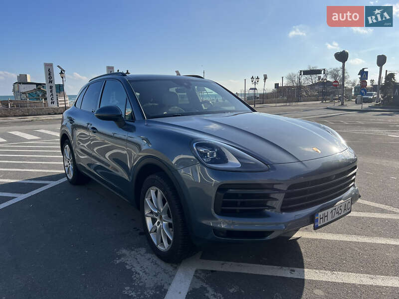Внедорожник / Кроссовер Porsche Cayenne 2018 в Одессе