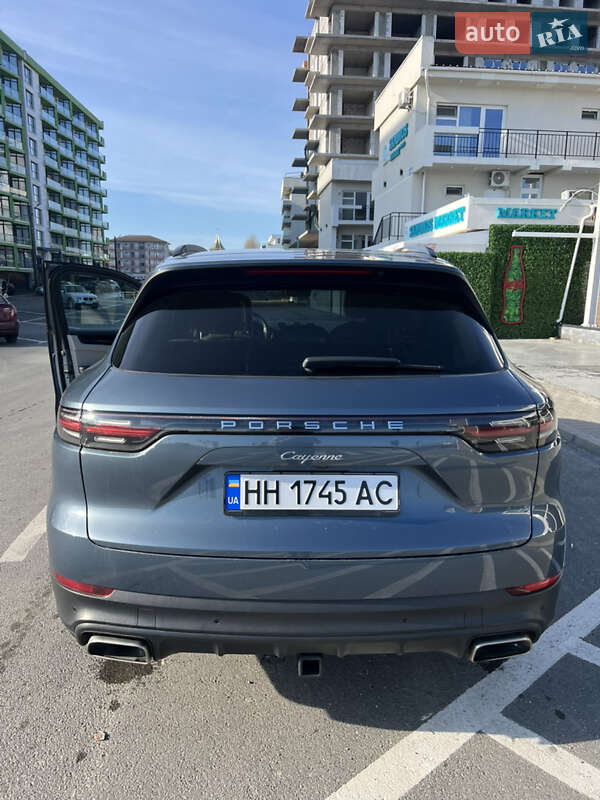 Внедорожник / Кроссовер Porsche Cayenne 2018 в Одессе