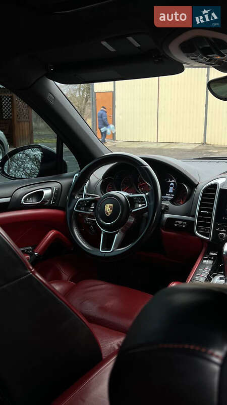Внедорожник / Кроссовер Porsche Cayenne 2017 в Звенигородке фото 11 Внедорожник / Кроссовер Porsche Cayenne 2017 в Звенигородке