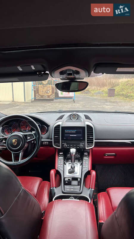 Внедорожник / Кроссовер Porsche Cayenne 2017 в Звенигородке фото 14 Внедорожник / Кроссовер Porsche Cayenne 2017 в Звенигородке