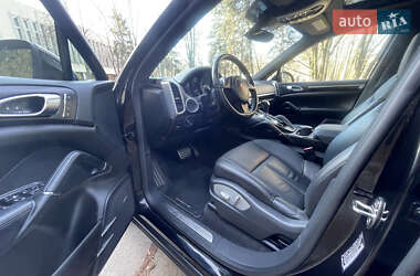 Позашляховик / Кросовер Porsche Cayenne 2014 в 