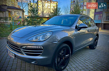 Позашляховик / Кросовер Porsche Cayenne 2013 в Івано-Франківську