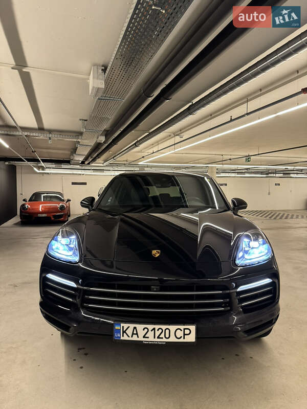 Позашляховик / Кросовер Porsche Cayenne 2018 в Києві