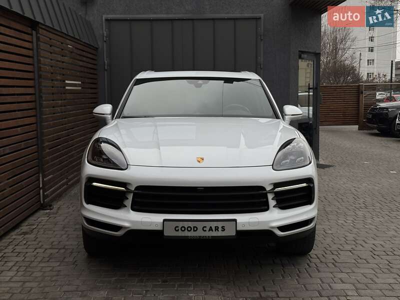 Porsche Cayenne 2020