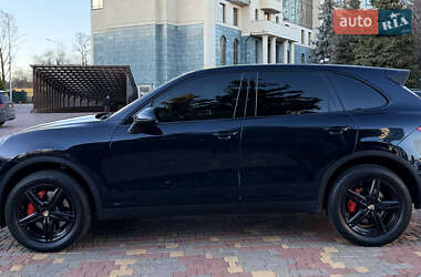 Внедорожник / Кроссовер Porsche Cayenne 2015 в 
