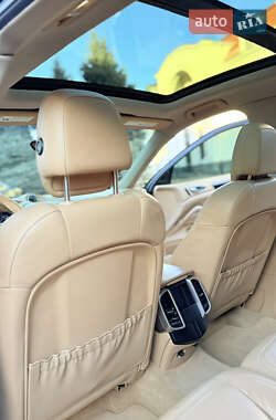 Внедорожник / Кроссовер Porsche Cayenne 2015 в 