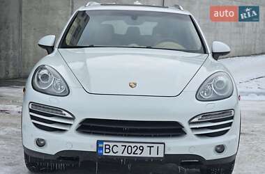 Позашляховик / Кросовер Porsche Cayenne 2012 в Львові