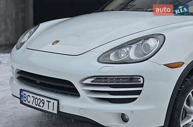 Позашляховик / Кросовер Porsche Cayenne 2012 в Львові