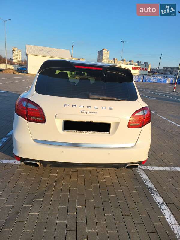 Внедорожник / Кроссовер Porsche Cayenne 2013 в Одессе
