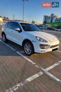 Внедорожник / Кроссовер Porsche Cayenne 2013 в 