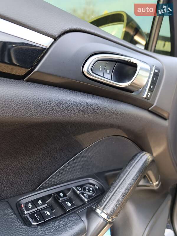 Позашляховик / Кросовер Porsche Cayenne 2013 в Києві