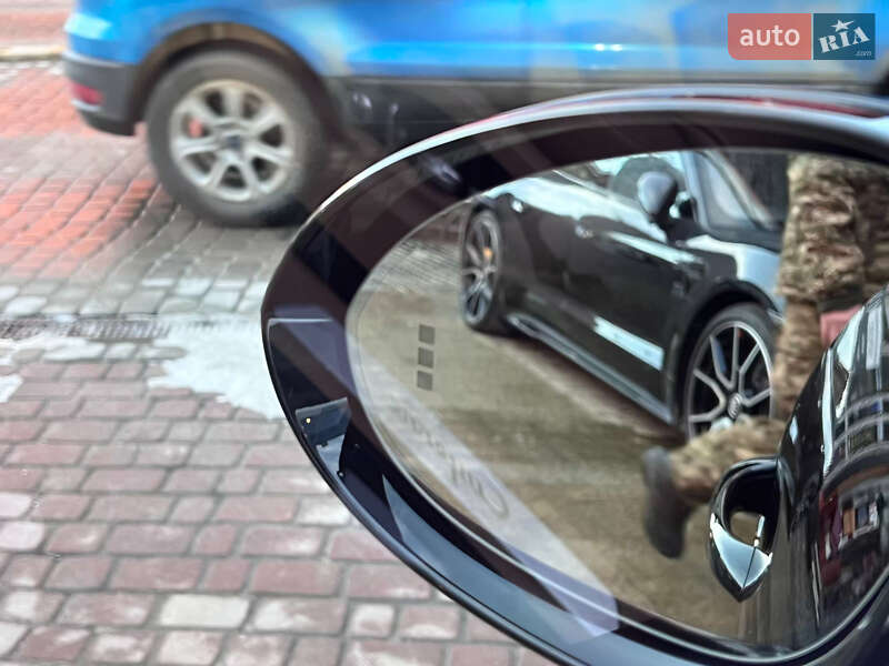Позашляховик / Кросовер Porsche Cayenne 2019 в Львові