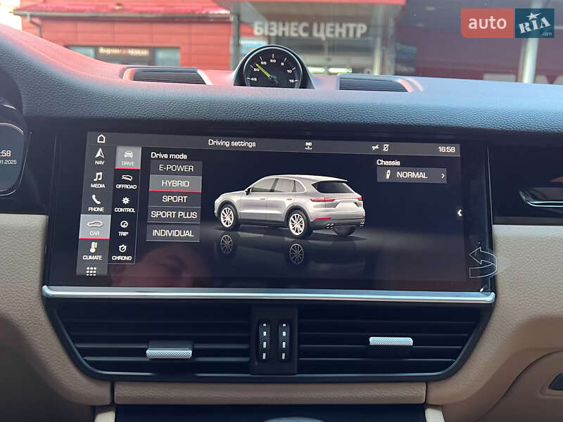 Позашляховик / Кросовер Porsche Cayenne 2019 в Львові