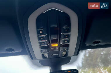 Позашляховик / Кросовер Porsche Cayenne 2011 в 